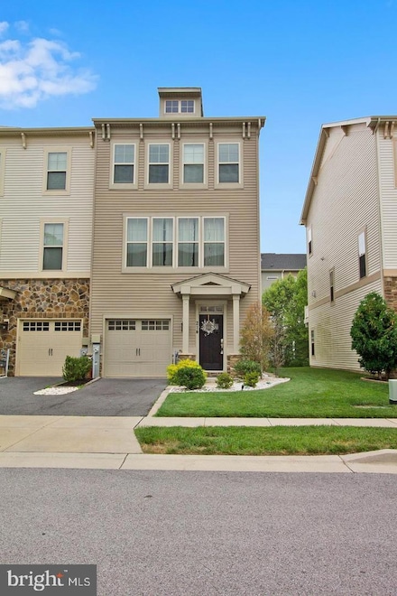 214 Tanner Ln, Glen Burnie, MD 21060