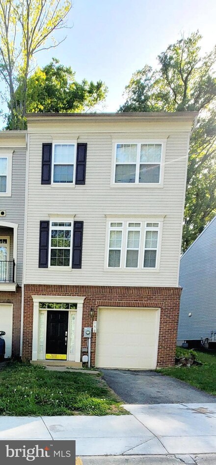 150 Riverwatch Dr, Indian Head, MD 20640