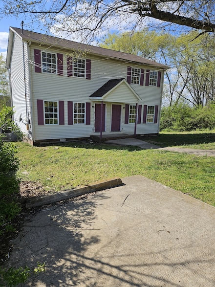 1406 School St, Columbia, TN 38401