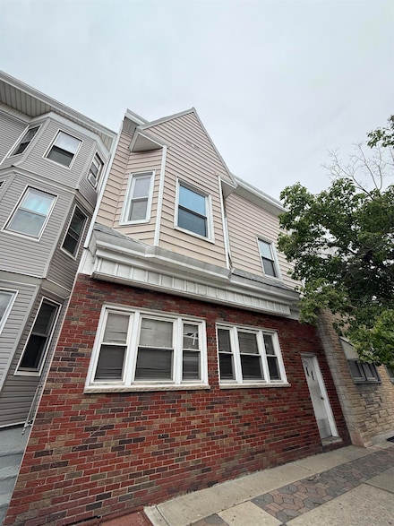 303 Broadway Unit 2A, Bayonne, NJ 07002