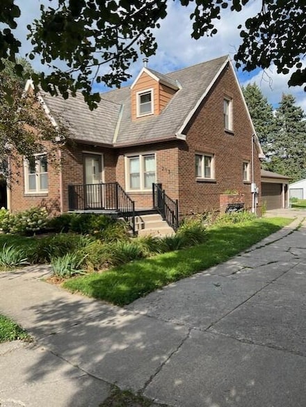 213 S Illinois, Hubbard, IA 50122