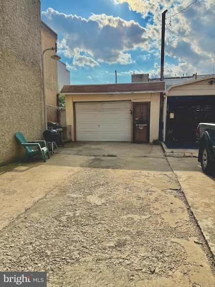 2116 N 2nd St, Philadelphia, PA 19122