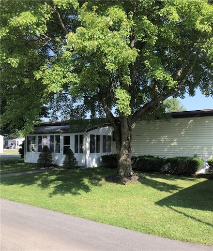 1 Primrose Ln, Oneonta, NY 13820