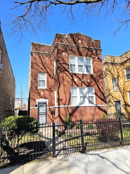 1710 N Menard Ave, Chicago, IL 60639