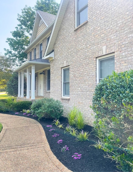 901 W Point Cove, Hermitage, TN 37076