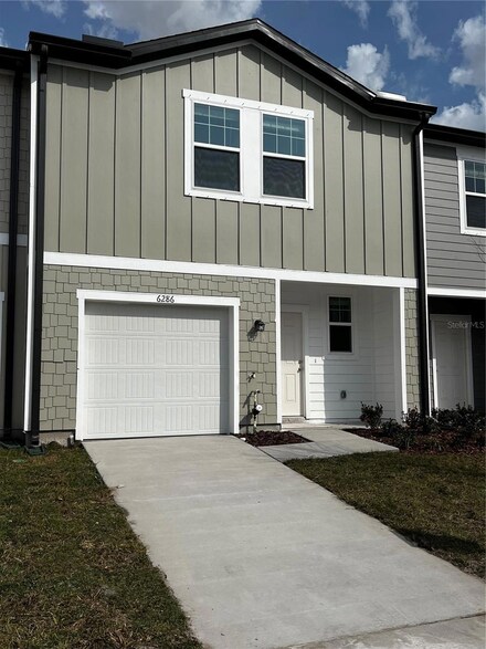 6286 Bucket Ct, Gibsonton, FL 33534