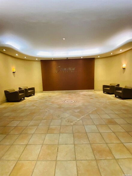 99-31 64th Ave Unit C11, Rego Park, NY 11374