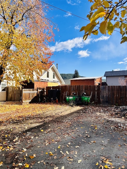 145 W Benton St, Leavenworth, WA 98826