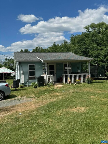 146 Earth Way Dr, Stanardsville, VA 22973