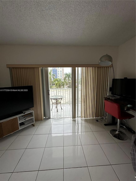500 Bayview Dr Unit 217, Sunny Isles Beach, FL 33160