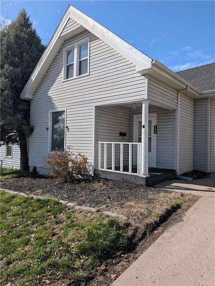 2823 Sylvanie St, Saint Joseph, MO 64501