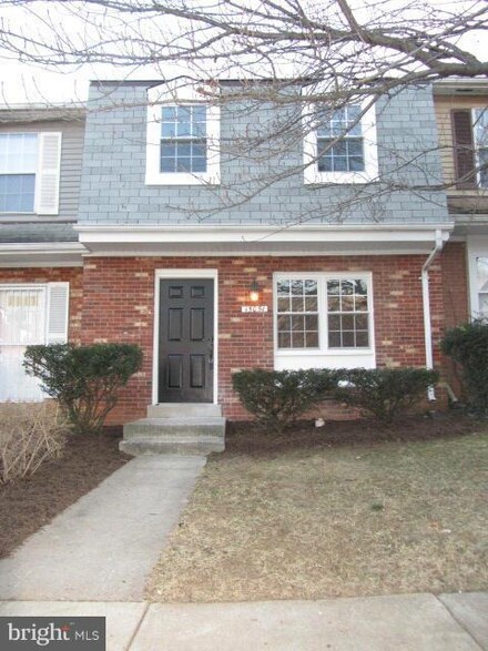 15051 Cherrydale Dr, Woodbridge, VA 22193