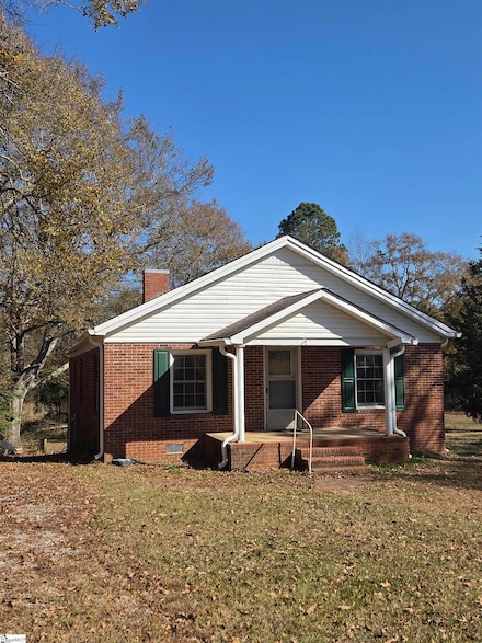 1123 Renno Rd, Clinton, SC 29325