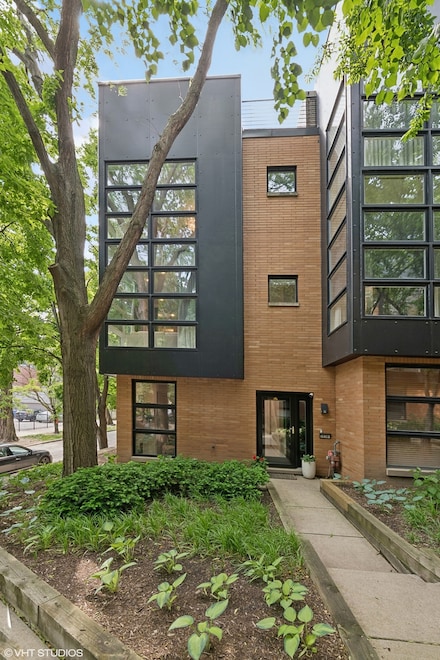 2038 W Willow St Unit D, Chicago, IL 60647