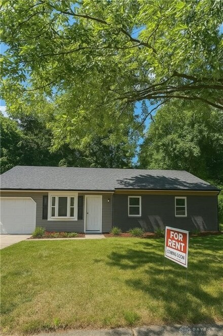 341 Halifax Dr, Vandalia, OH 45377
