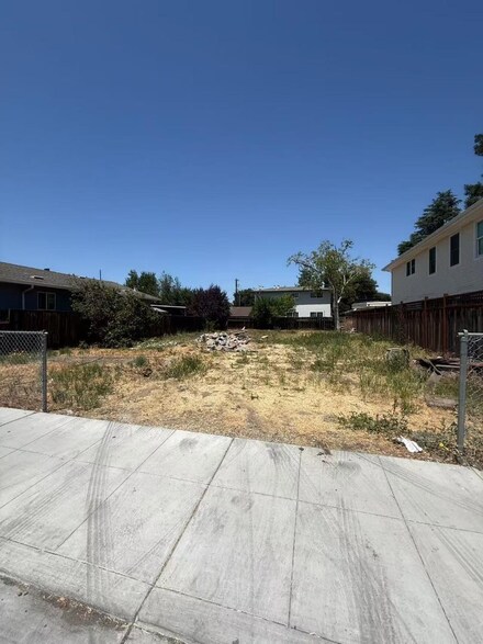 43 Orchard Ave, Redwood City, CA 94061