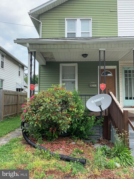 2846 Banks St, Harrisburg, PA 17103