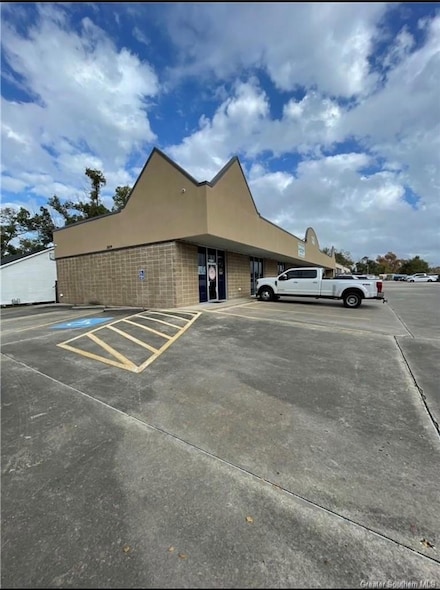 3109 Common St, Lake Charles, LA 70601