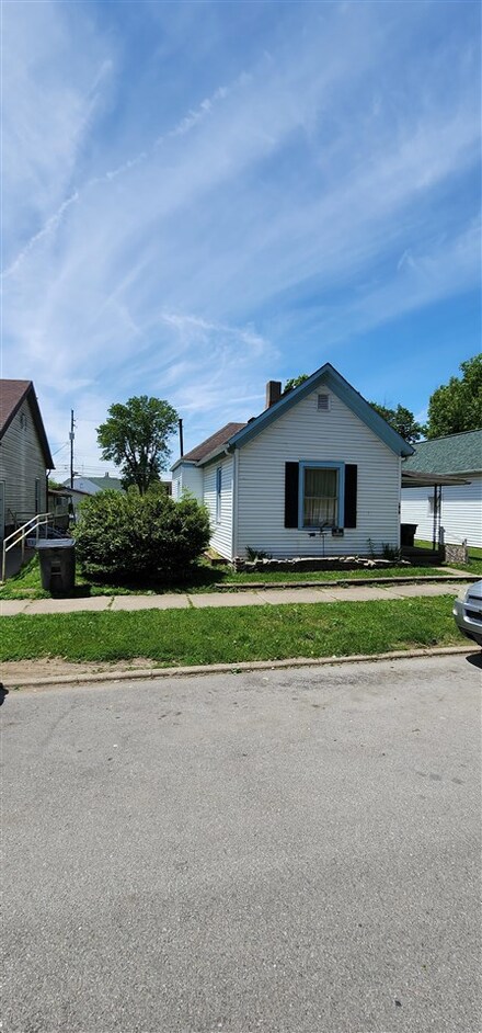 1919 Ohio Ave, Connersville, IN 47331