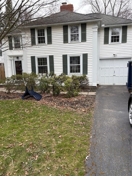 68 Colonial Village Rd, Rochester, NY 14625