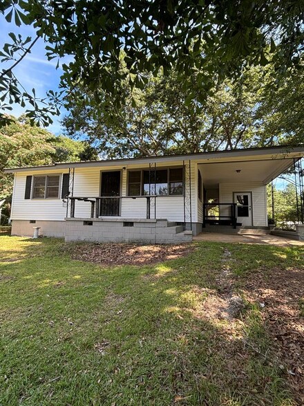 41 Pine Ridge Trail, Phenix City, AL 36869
