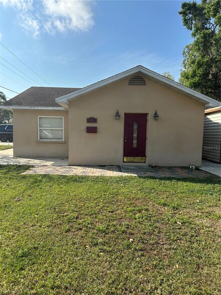 815 W Stuart St, Bartow, FL 33830