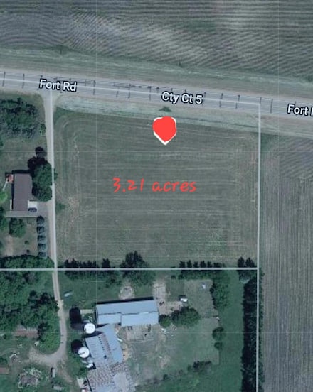 543xx Fort Rd, New Ulm, MN 56073