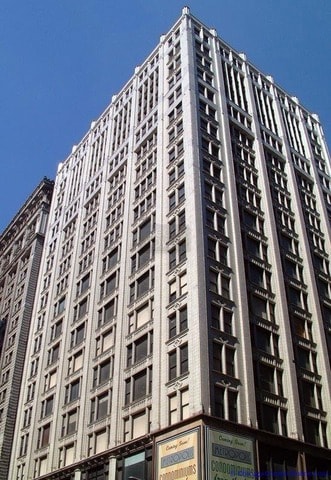 8 W Monroe St Unit 1702, Chicago, IL 60603