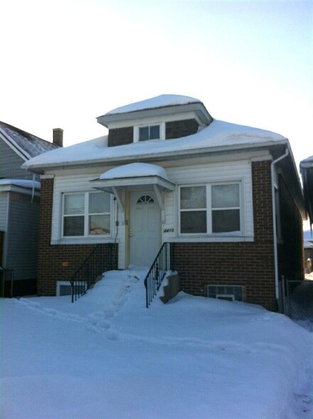 4410 Olcott Ave, East Chicago, IN 46312