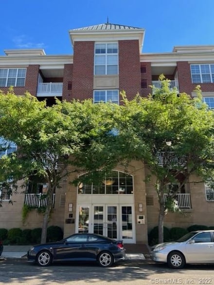 25 Adams Ave Unit 301, Stamford, CT 06902