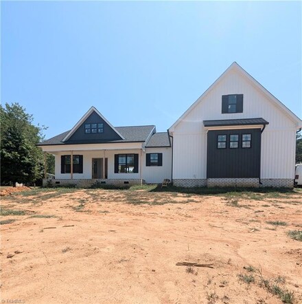 117 Fox Haven Rd, Stokesdale, NC 27357