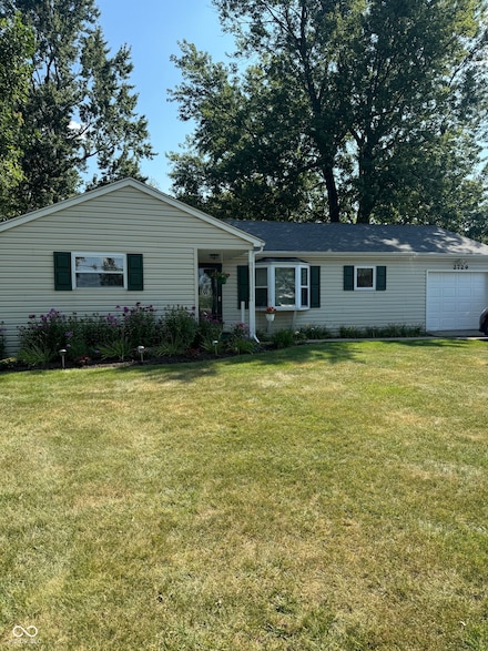 2729 E Wabash St, Frankfort, IN 46041
