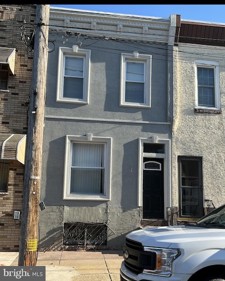 3167 E Thompson St, Philadelphia, PA 19134