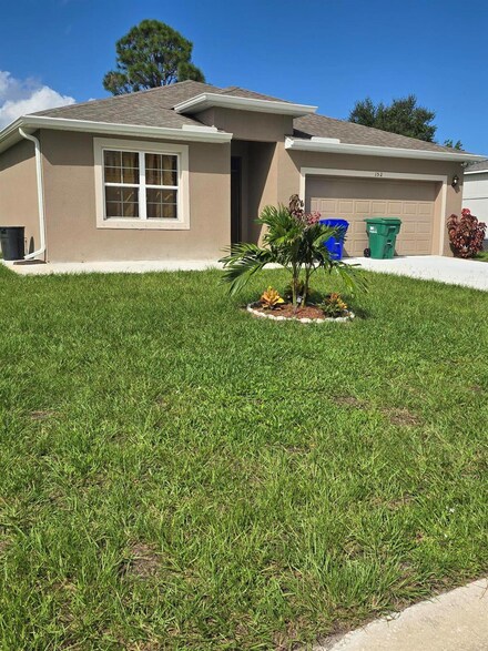 152 Empress Ave, Sebastian, FL 32958