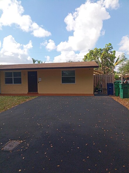 5025 SW 92nd Terrace, Cooper City, FL 33328