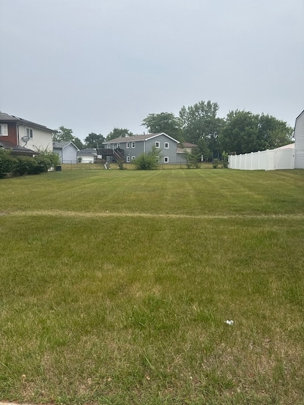 612 Hickok Ave, University Park, IL 60466