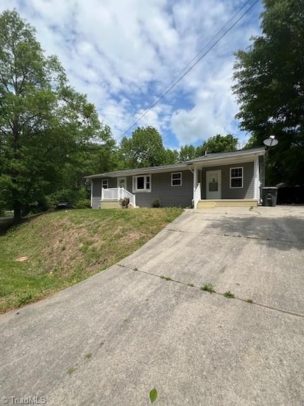 115 Roosevelt St, Eden, NC 27288