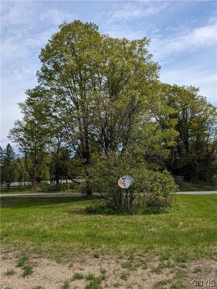 1369 Military Rd, Little Falls, NY 13365