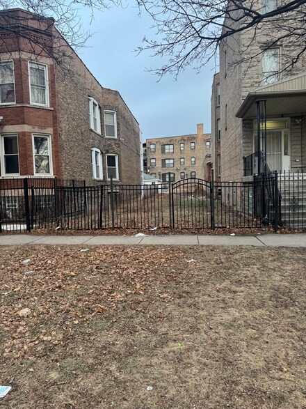5635 S Wabash Ave, Chicago, IL 60637