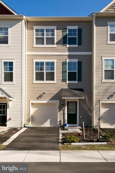 107 Notions Ct, Stephenson, VA 22656