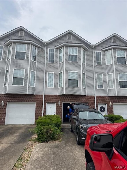 2345 Garrett Ln Unit C, Jackson, MO 63755