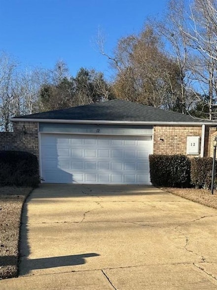 12 Stonebridge Ct, Mobile, AL 36608