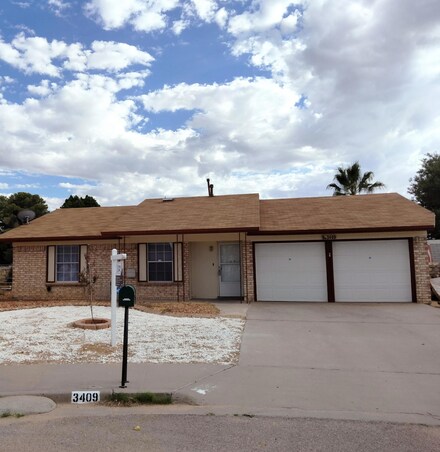 3409 Slocum St, El Paso, TX 79936