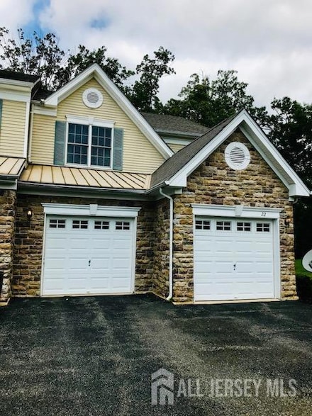 22 Nestlewood Way, Princeton, NJ 08540