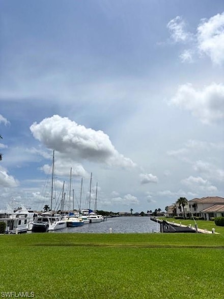 333 Sunrise Cay Unit 2, Naples, FL 34114