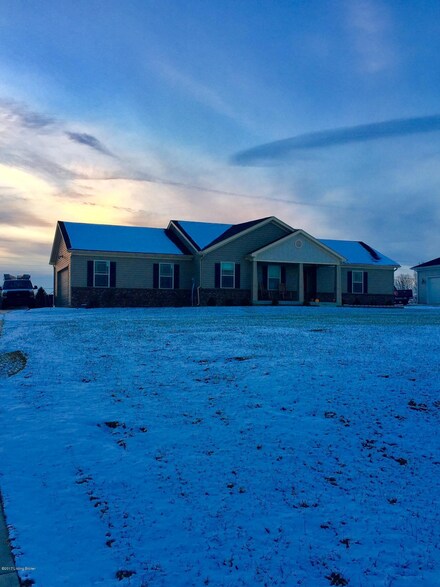 72 Jericho Ridge Rd, Smithfield, KY 40068