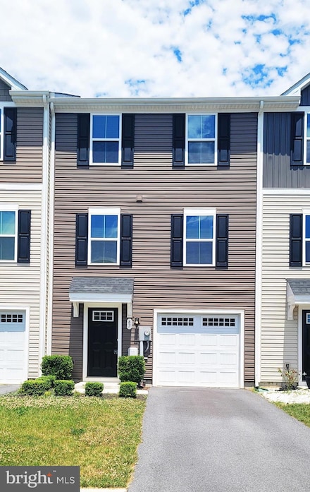 67 Wiggles Ct, Martinsburg, WV 25403