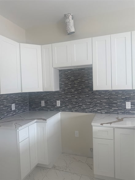 8215 La Porte Rd, Houston, TX 77012