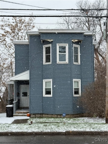 319 W Manlius St, East Syracuse, NY 13057