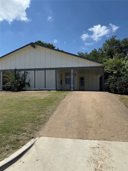2427 January Ln, Grand Prairie, TX 75050